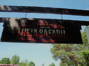 Schild am Eingang Safari-Park